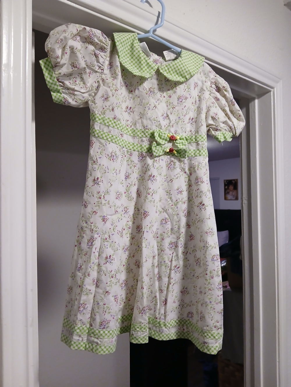 Thomas Vintage Girls Floral Dress with Green Gingham Trim